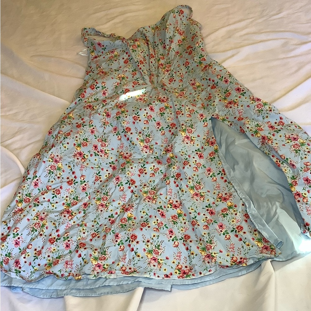 🛍️SOLD🛍️ Fashion Nova Floral Dress in Light Blue